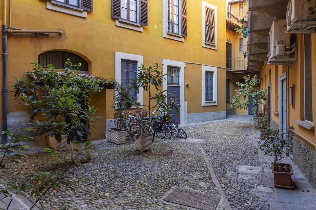 Art Design Apartment - City Center Milan Exterior photo